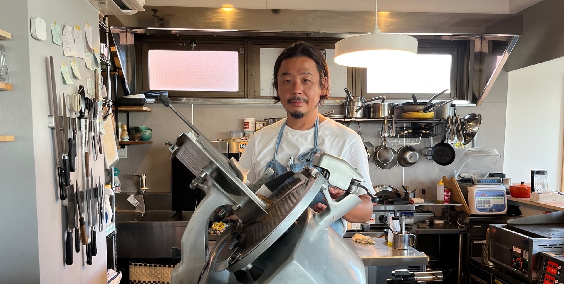 忙しい時間の電話対応を削減し、予約数は3割増。お客様もお店も安心の体制に。(Cafe L’eau/カフェ・ロー)