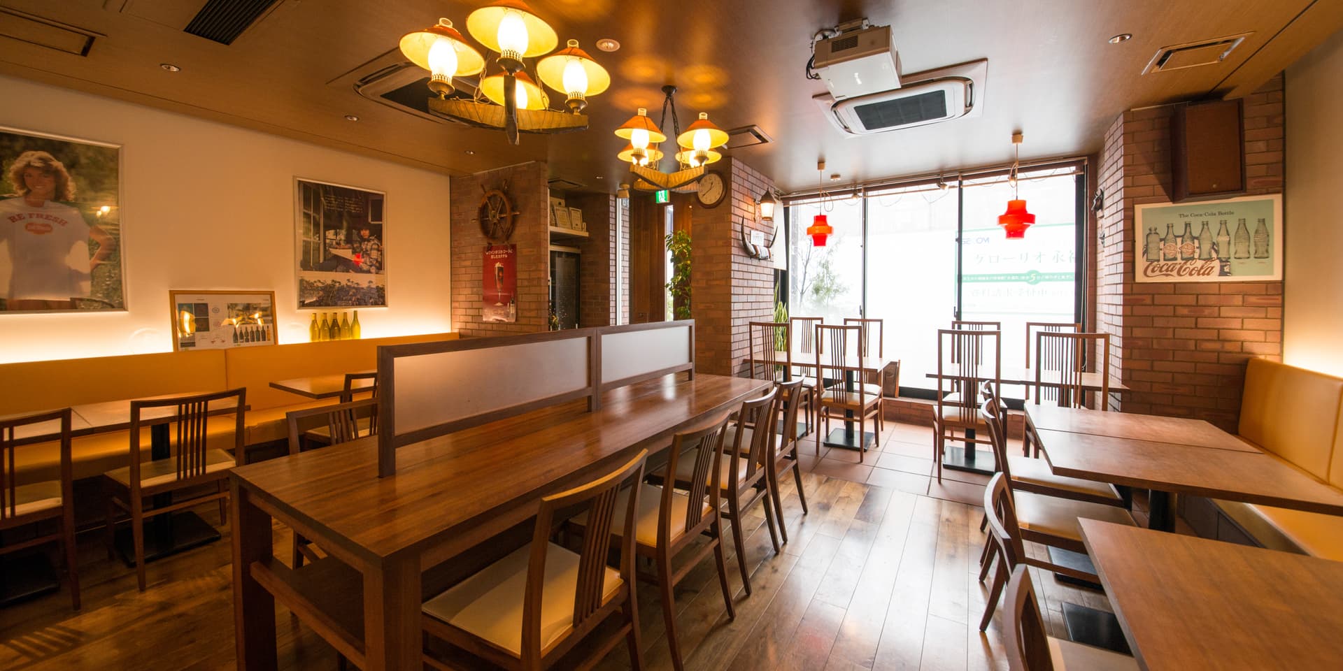 セルフオーダー・予約台帳をフル装備で、50種類以上の料理や飲み放題にも少人数で対応(町の洋食屋さん グリルマリノ)